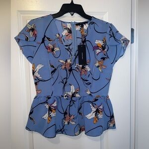 Veto Moda blouse Size M Color Sky blue Multi.